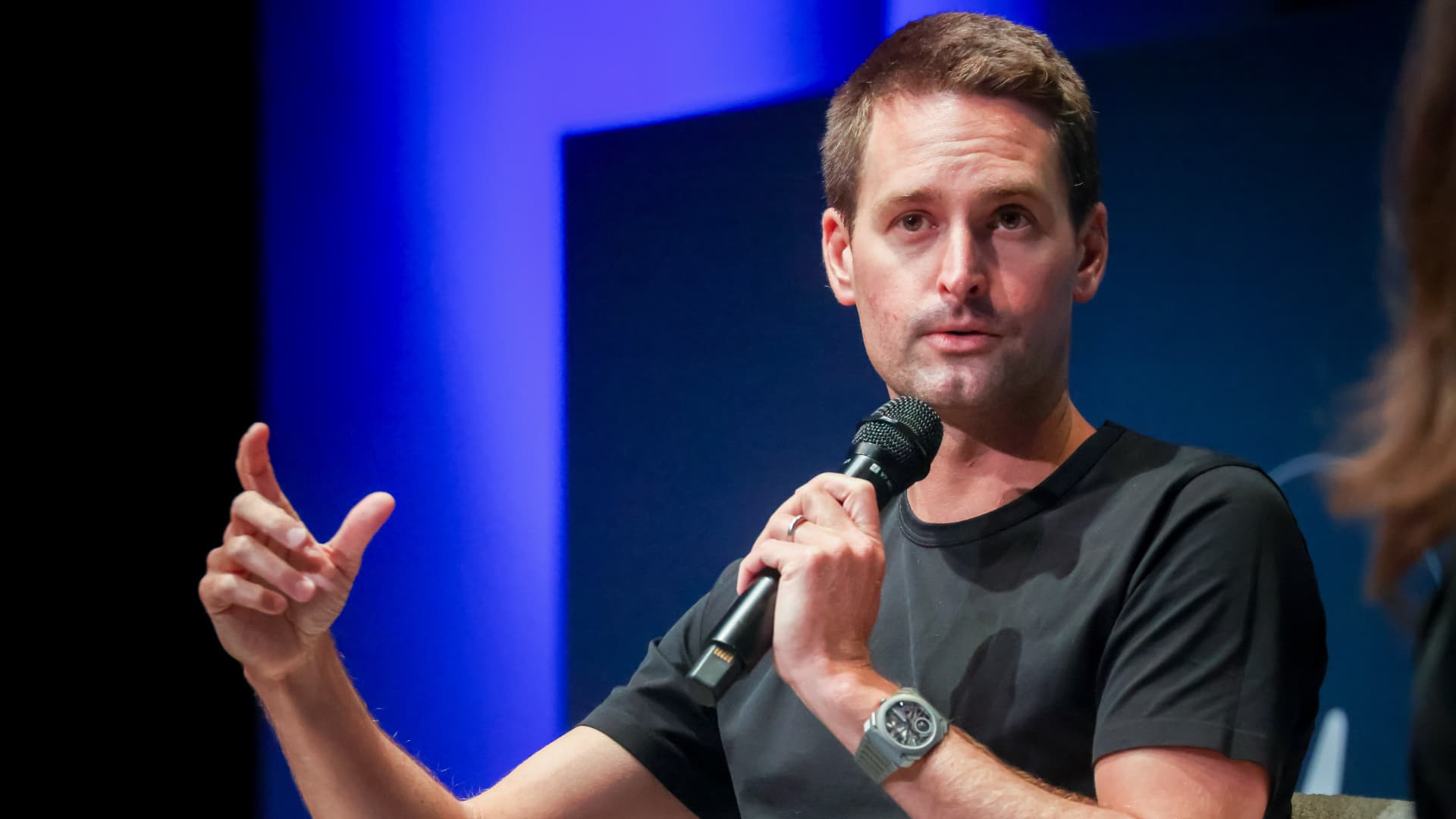 Snap issues cautious guidance as Perplexity deal ends, Middle East ‘geopolitical situation’ causes uncertainty