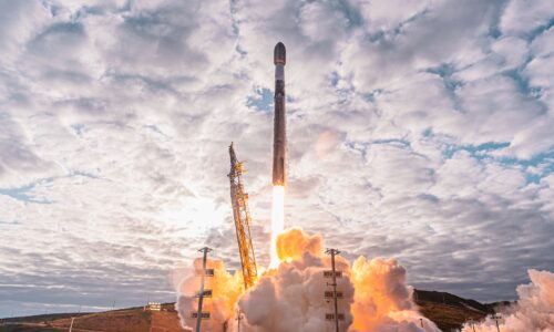 SpaceX launching 45 satellites to orbit early May 3: Watch it live