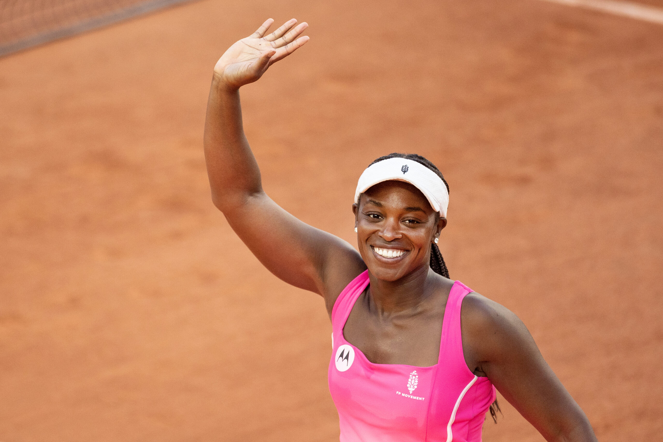 Stephens advances to French Open qualifying final round; Andreescu, Pliskova fall