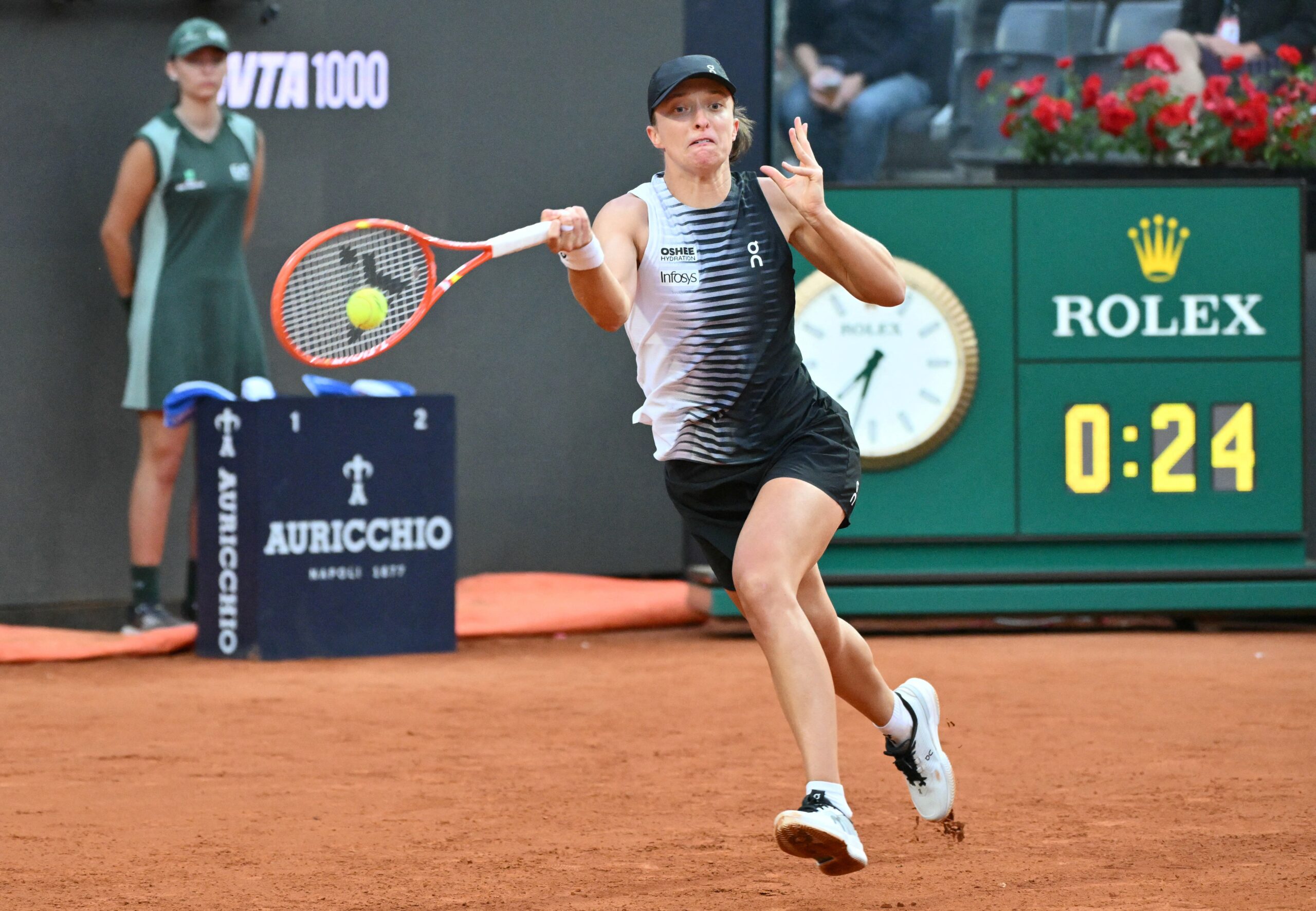 Swiatek, Osaka roll to set up fourth-round showdown in Rome