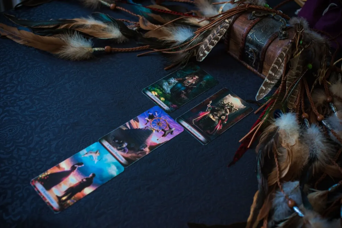 Tarot semanal: previsão para os signos de 18 a 24 de maio de 2026
