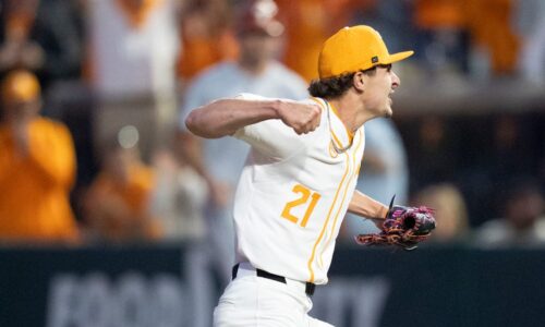 Tegan Kuhns has 'incredible' start against Texas with 15 strikeouts