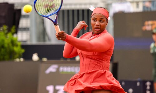 Townsend upsets No. 24 seed Bouzkova to advance in Rome