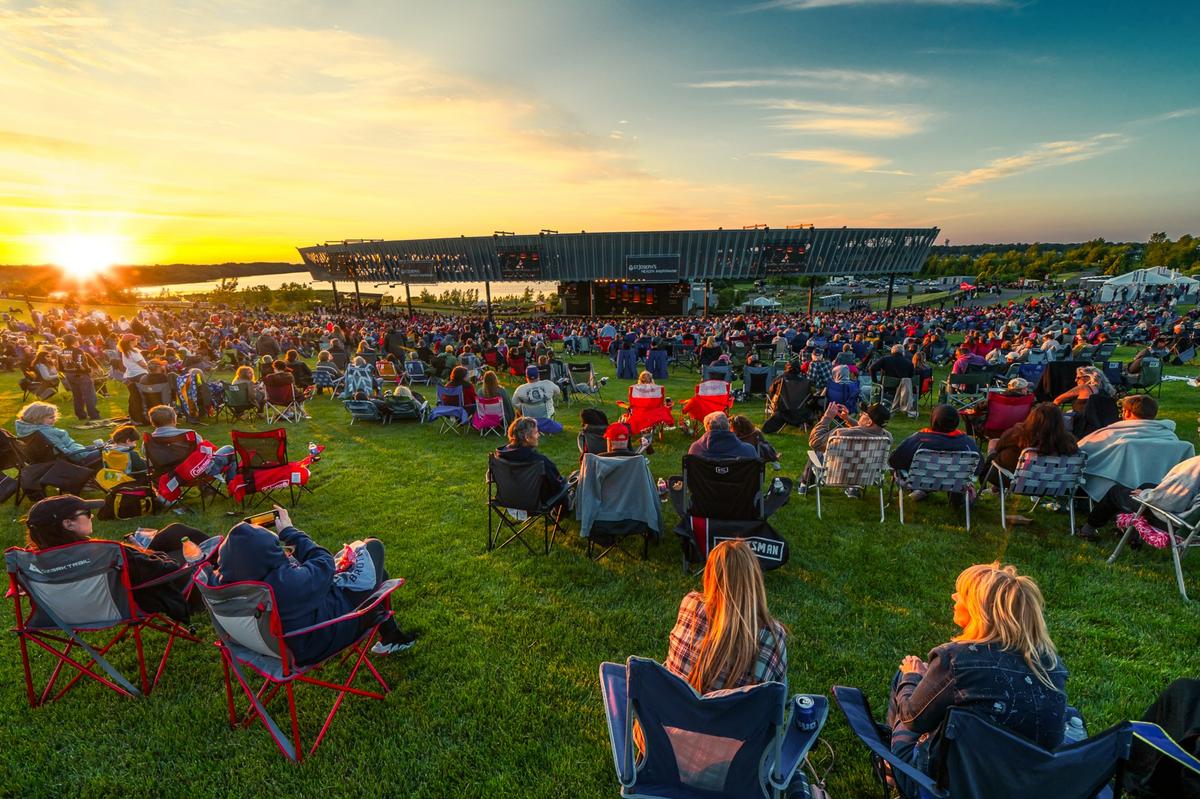 Treaty Oak Revival Bringing Texas Country Rock to Lakeview