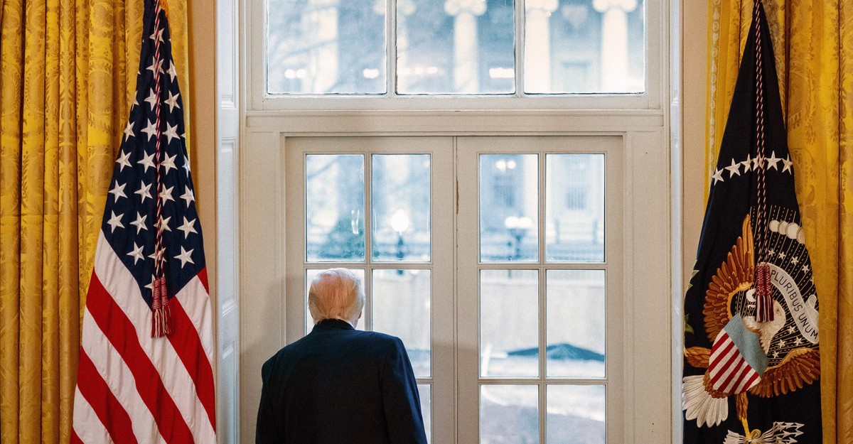 Trump’s Ballroom Sounds More and More Like a Fortress