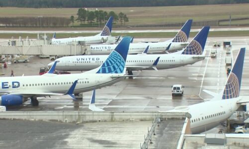 United flight from Cabo to Houston diverted due to in-flight emergency