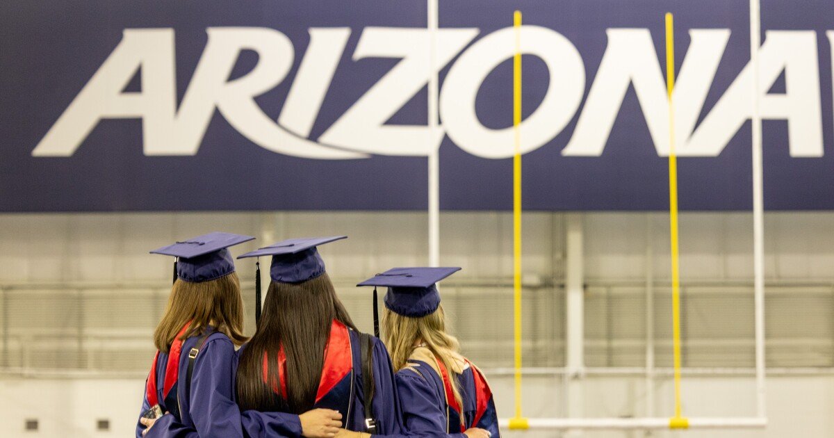 University of Arizona’s school population is shrinking, but it’s on purpose