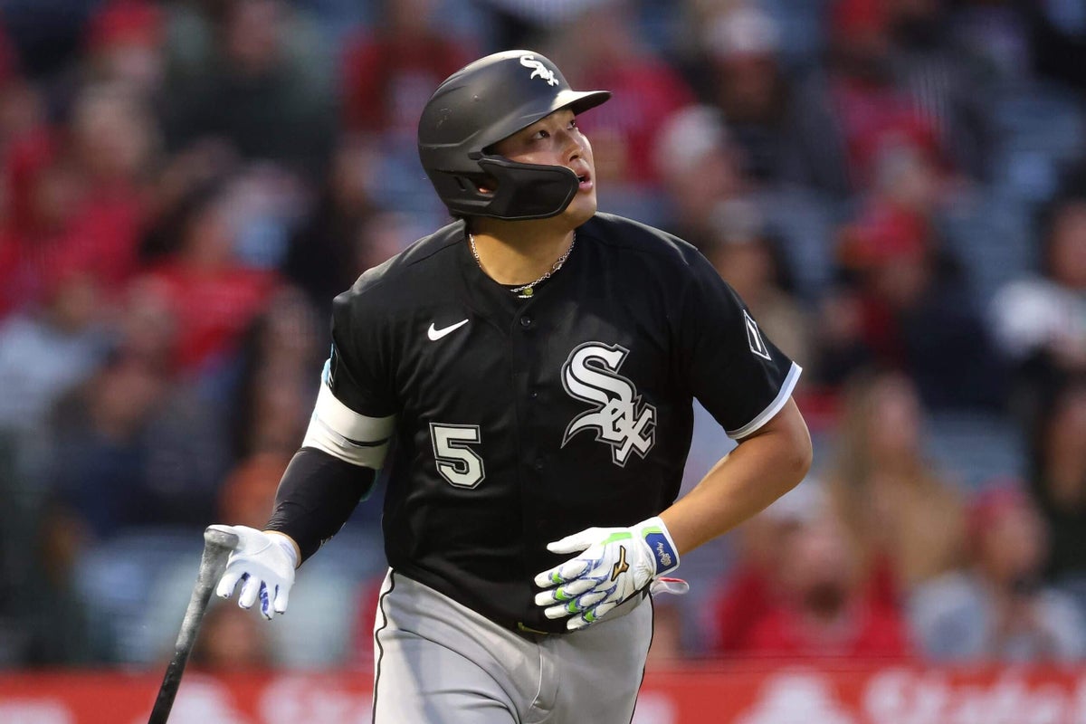 Weird & Wild: MLB manager firings, Murakami’s epic start and a minor-league classic