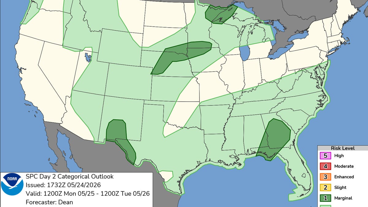 Wet weather may disrupt Memorial Day plans across the East Coast