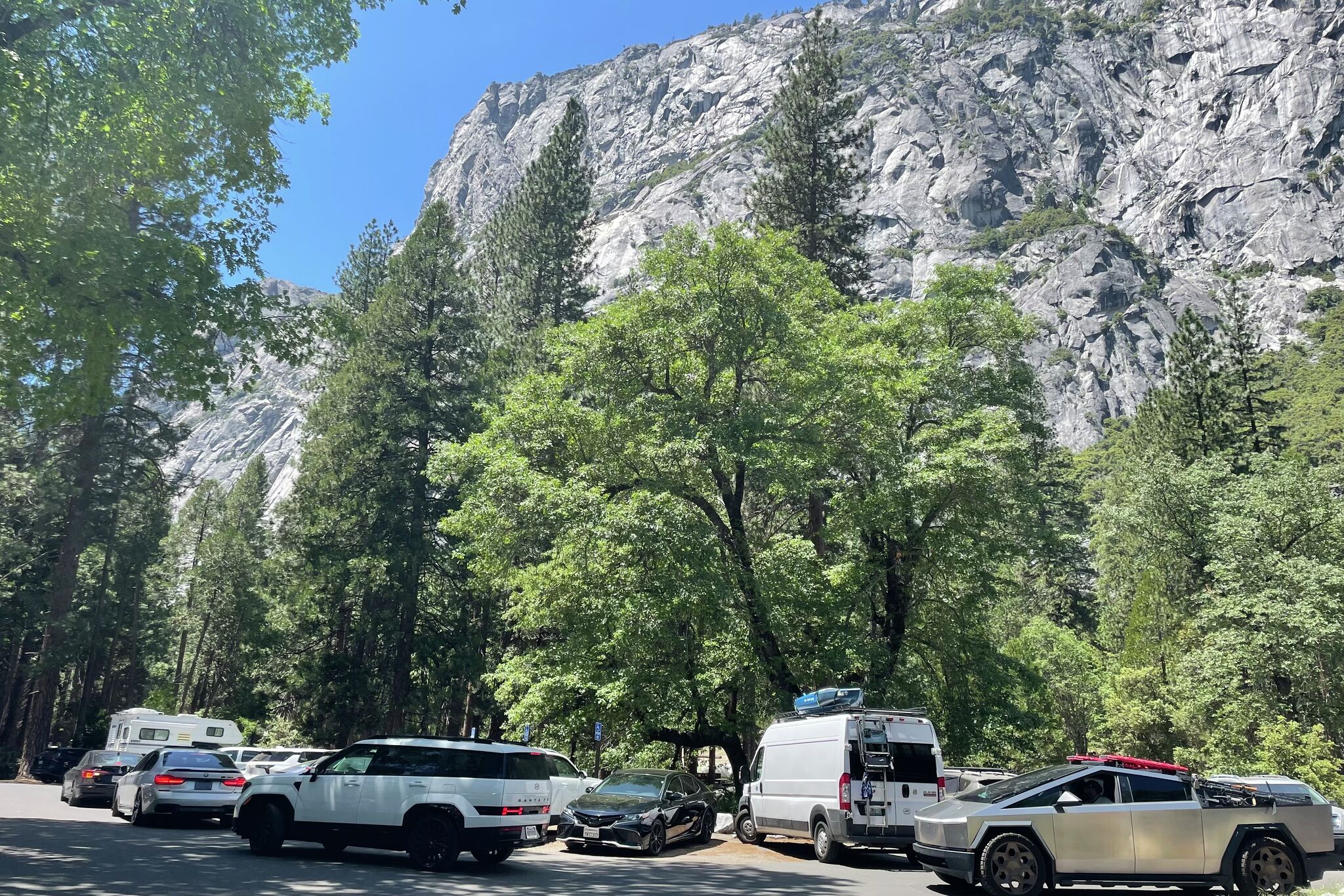 What Yosemite weekend traffic is like in no-reservations era