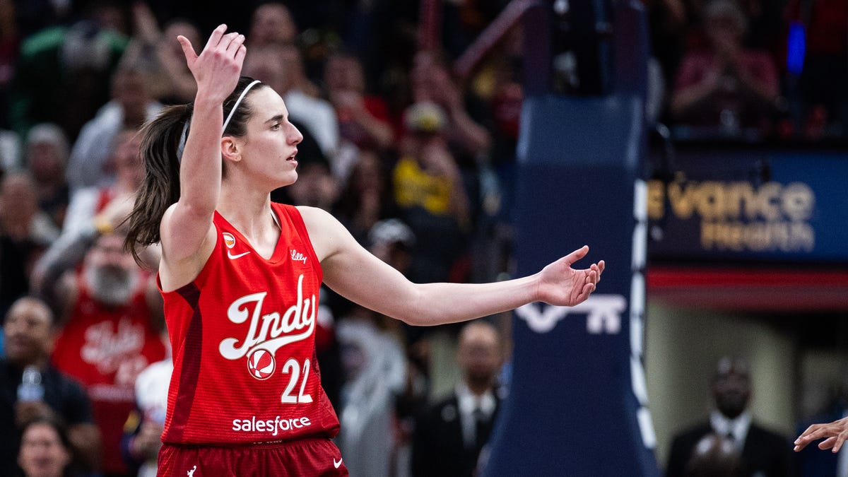 When does Caitlin Clark play again?