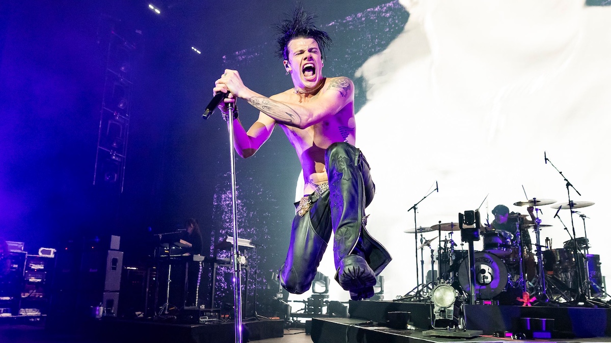 Yungblud Launches 2026 North American Tour with Explosive Performances
