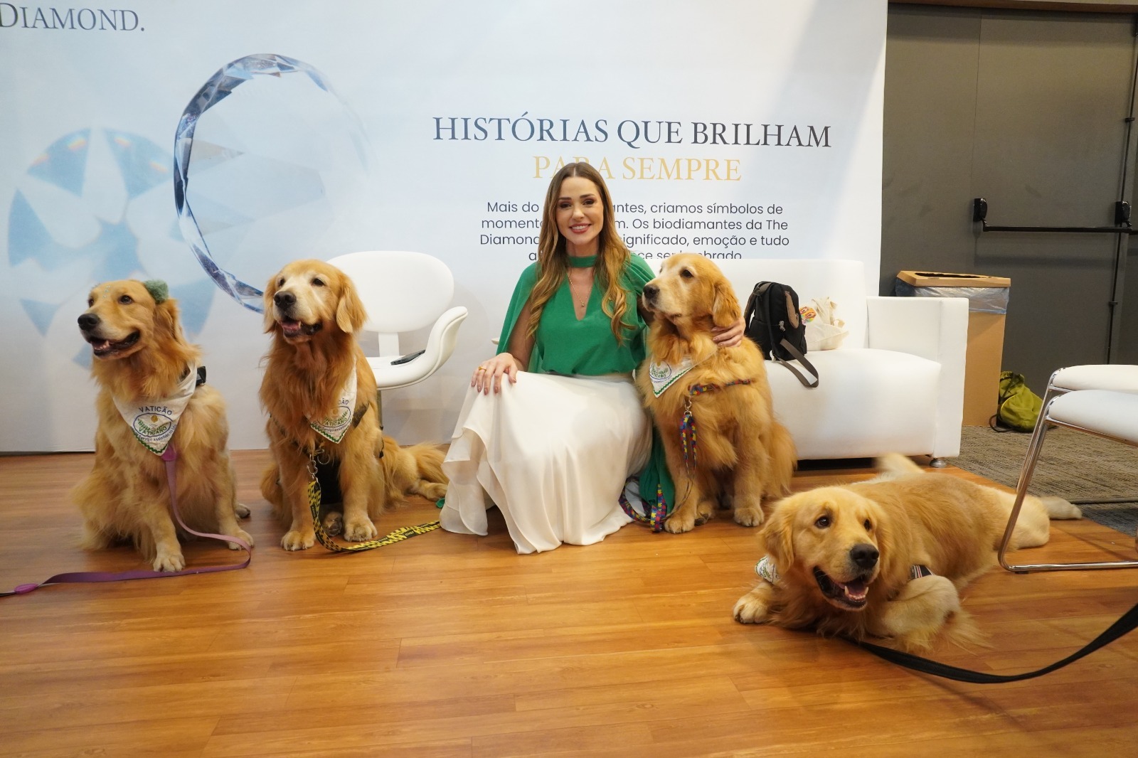 Feira debate luto pet, cães-terapeutas e transformação de cinzas em diamantes