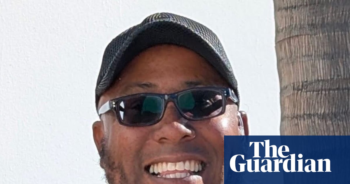 ‘He sacrificed his life’: security guard killed in San Diego mosque attack hailed as hero | San Diego mosque shooting