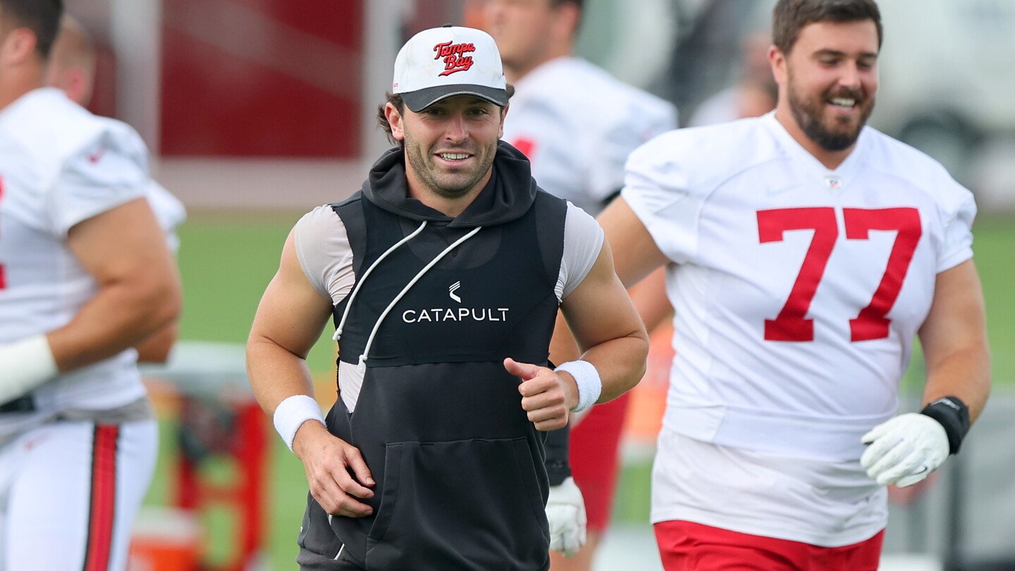 Baker Mayfield, Buccaneers are “not anywhere close” in talks on new contract