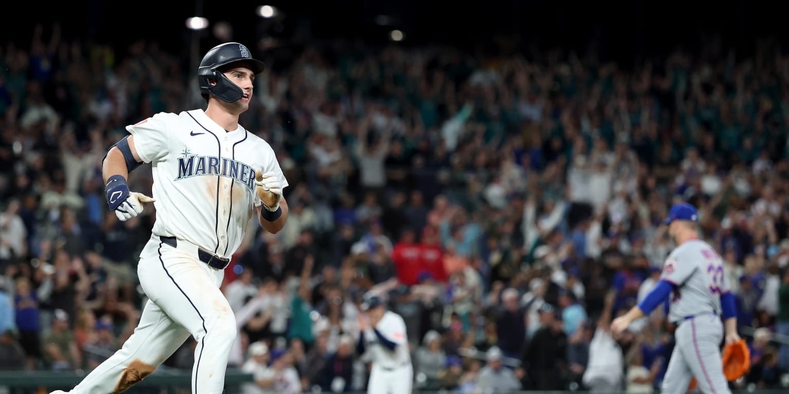 Cole Young hits walk-off single; Mariners win 7th straight game